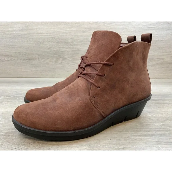 ECCO Women's Boots Hydromax Brown Nubuck Leather Wedge Lace Up Ankle 9-9.5 - Picture 3 of 13